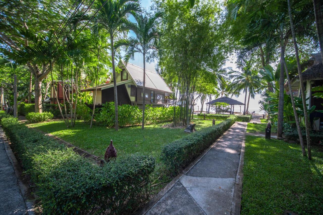 บ้านท้องชิง รีสอร์ต ขนอม ภายนอก รูปภาพ